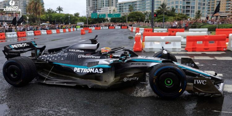 Bad Bunny, Adidas y Mercedes llevan por primera vez un vehículo de Fórmula 1 a Puerto Rico