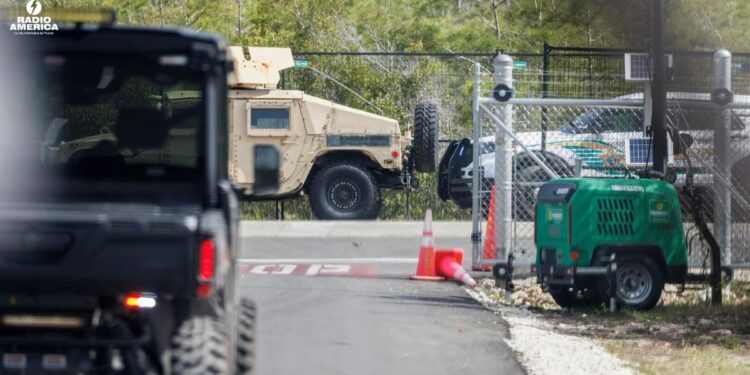 Trump recurre a cárceles locales para albergar migrantes ante alza del 49 % en detenciones