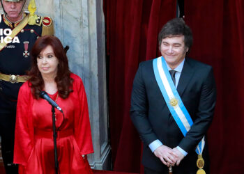 Cristina y Meli_radioamérica jpg
