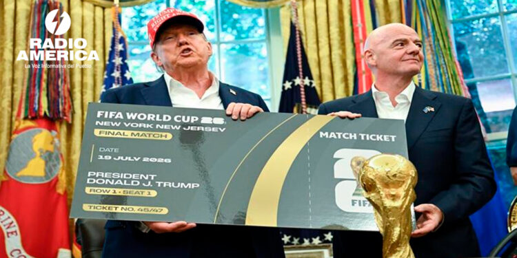 Trump e Infantino_radioamérica jpg