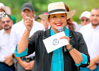 Xiomara Castro_radioamérica jpg