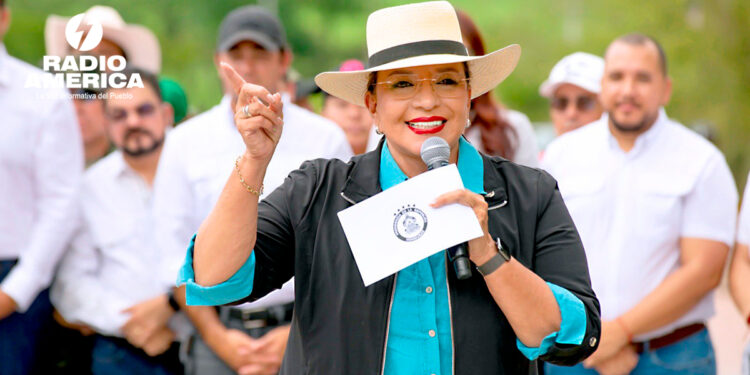 Xiomara Castro_radioamérica jpg