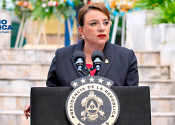 Xiomara Castro_radioamérica jpg