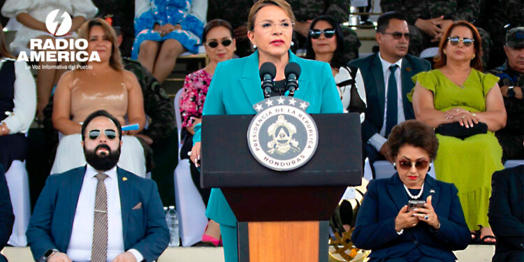 Xiomara Castro_radioamérica jpg
