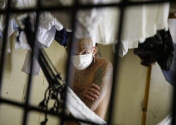 EE.UU. designa a la pandilla Barrio 18 como una organización terrorista