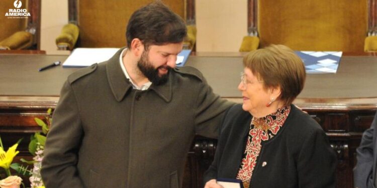 Boric propone a Bachelet para Secretaría General de la ONU pese al rechazo de la oposición