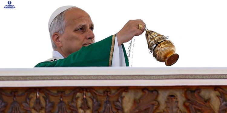 El papa lamenta la miseria de pueblos enteros y alerta que el beneficio pisotea la caridad