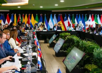 La CELAC convoca a una reunión de urgencia por despliegue militar de EE.UU. en el Caribe