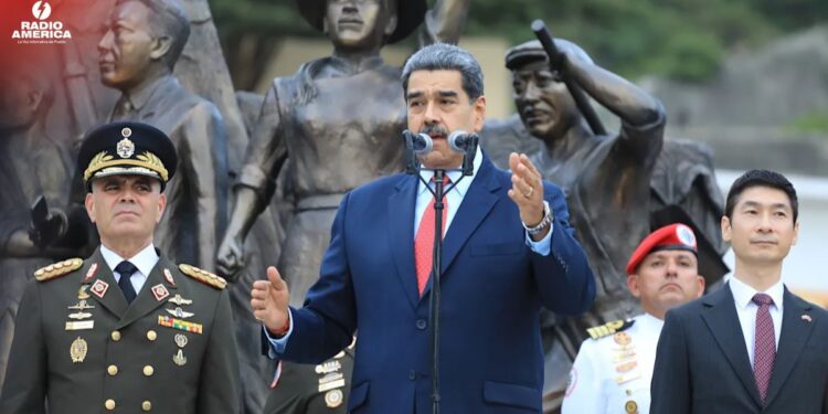Maduro anuncia para hoy jornada de movilización de Milicia ante "amenazas" de EEUU