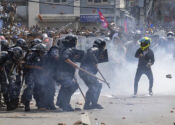 Al menos 19 muertos en las protestas de la Generación Z que se extienden por todo Nepal