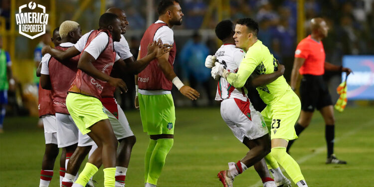 Surinam_radioamérica jpg
