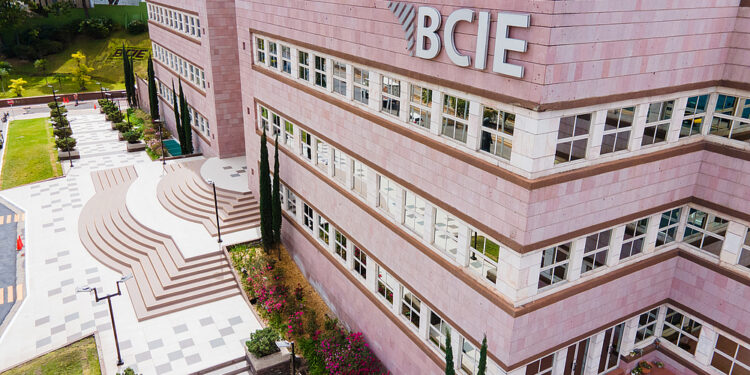 BCIE Emite Primer Bono Social de Atención Hospitalaria para Financiar Proyectos de Alto Impacto en la Región