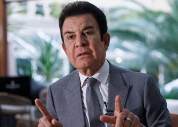 Nasralla: El problema de Castro es que no gobierna ella