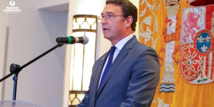 Embajador de España dice que el hondureño se ha integrado de forma ejemplar en su país
