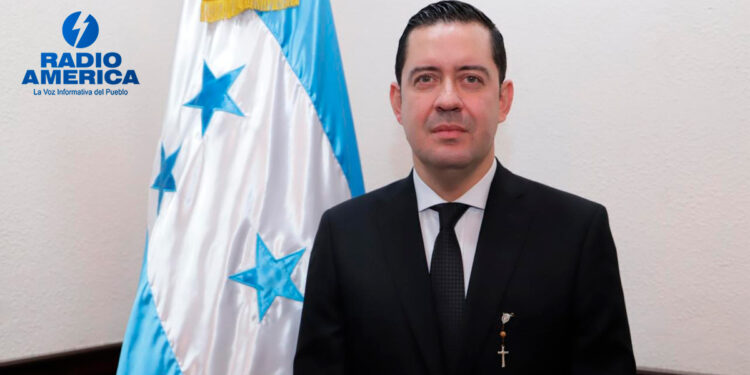 Emilio Hércules_radioamérica jpg