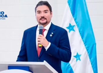 Javier Bu_radioamérica jpg