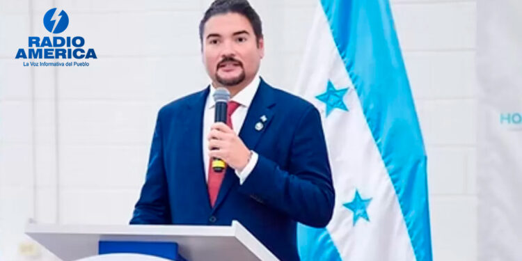Javier Bu_radioamérica jpg