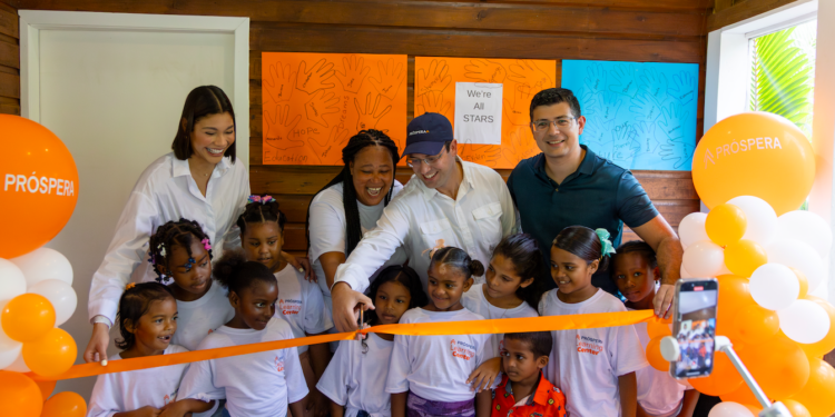 Próspera Learning Center impulsa la educación comunitaria en Roatán