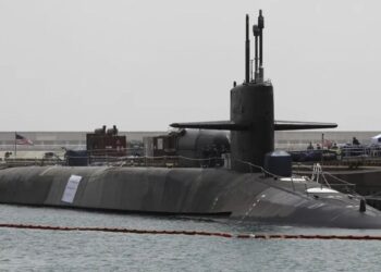 Corea del Norte advierte de que submarinos surcoreanos desatarán un «efecto dominó nuclear»