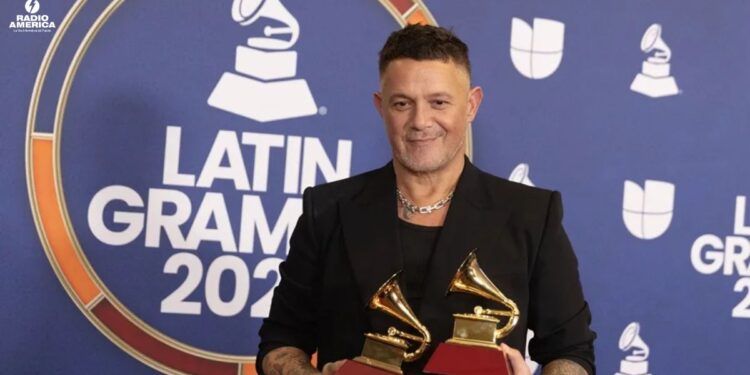 Alejandro Sanz prepara un musical y estrena disco «con la ilusión recuperada» 21 noviembre 2025