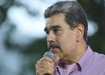 Maduro convoca movilización "permanente" frente a ejercicios de EEUU en Trinidad y Tobago