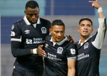 Olimpia se afianza en la cima del fútbol de Honduras y Victoria se hunde más