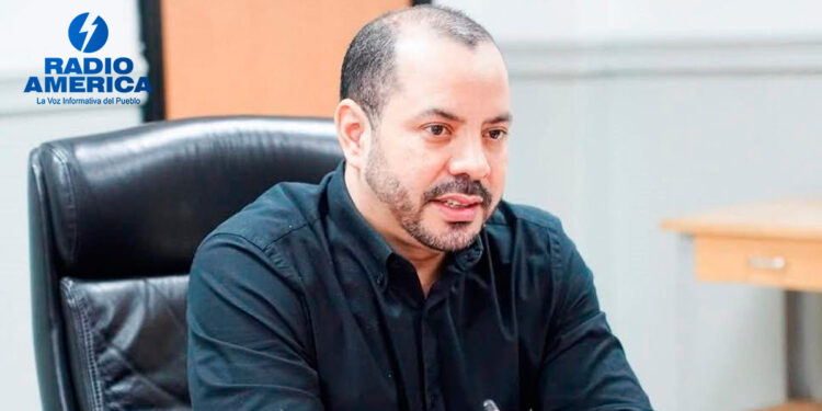 Gustavo Solórzano_radioamérica jpg