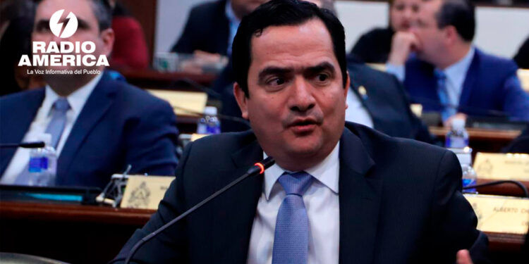 Mario Pérez_radioamérica jpg
