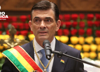 Rodrigo Paz_radioamérica jpg