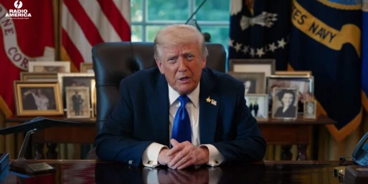 Trump voló "muchas más veces" de lo reportado en el jet de Epstein, según nuevos archivos