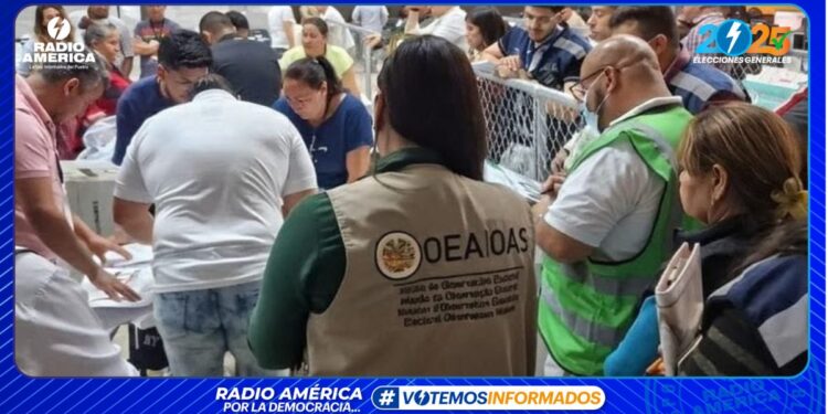 Honduras inicia con retraso escrutinio especial de presidenciales del 30 de noviembre