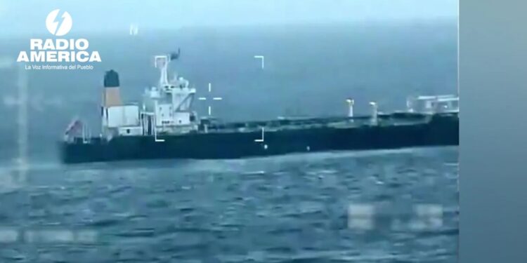 Estados Unidos intercepta un petrolero con bandera panameña cerca de Venezuela