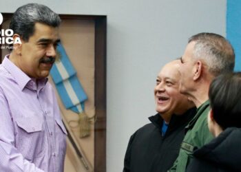 Maduro dice que en EE.UU. fabrican una "realidad virtual" para robar recursos a Venezuela