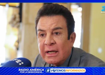 Nasralla dice que obtendría ventaja de 40.000 votos en el resultado electoral en Honduras
