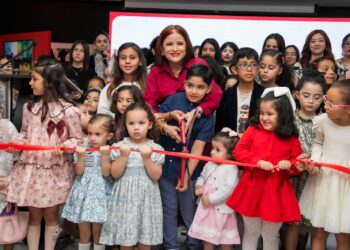 Banco Atlántida presenta Nosotros Exponemos 2025, junto al Estudio de Arte Carolina Carías, Grupo Sur Química, Galería Orígenes y Sula, fusionando el arte de +230 artistas con solidaridad y compromiso hacia los niños de Hospital María