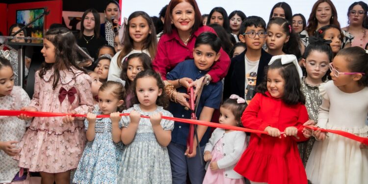 Banco Atlántida presenta Nosotros Exponemos 2025, junto al Estudio de Arte Carolina Carías, Grupo Sur Química, Galería Orígenes y Sula, fusionando el arte de +230 artistas con solidaridad y compromiso hacia los niños de Hospital María