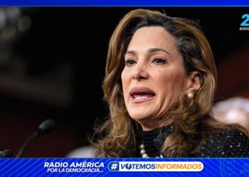 María Elvira Salazar