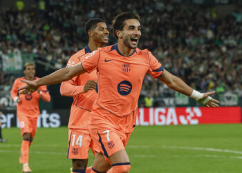 3-5. El Barcelona reafirma su liderato con una victoria de peso en La Cartuja ante el Betis