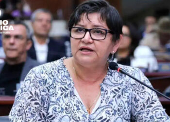 Carla Paredes_radioamérica jpg