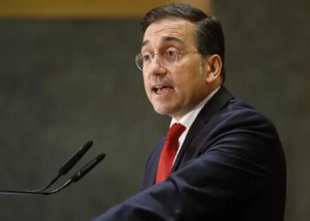 España expulsa al embajador de Nicaragua tras "injusta expulsión" del español en Managua