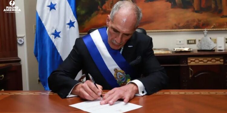 Presidente Asfura solicita la reincorporación de Honduras a ente arbitral del Banco Mundial