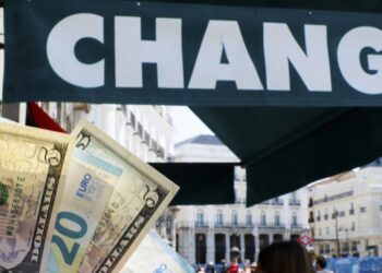 El euro sube con fuerza debido a la debilidad del dólar ante las políticas de Trump