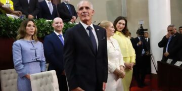 Asfura moldea el Gabinete de Gobierno en su segundo día como presidente de Honduras