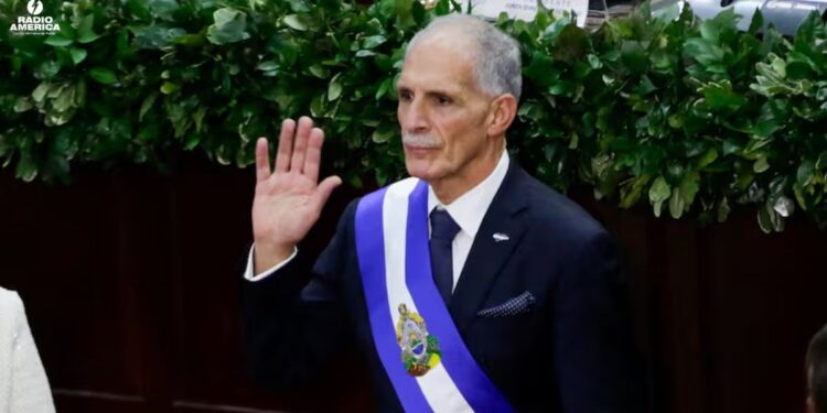 Paraguay dice que trabajará en "estrecha colaboración" con el presidente hondureño Asfura