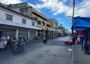 Guatemala vive su primer día en estado de sitio y recuerda a nueve policías asesinados