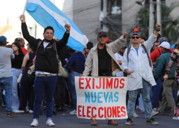 EEUU advierte de "serias consecuencias" a Honduras por "intentos para revertir" elecciones