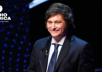 Milei aprueba importante aumento de salarios de su Gabinete tras dos años de congelamiento