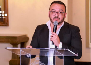 Ministro_radioamérica jpg