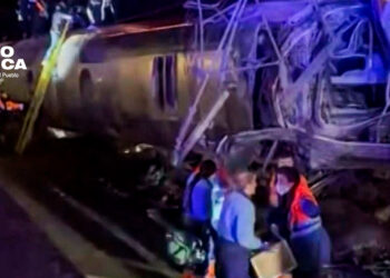 Suben a 10 los muertos y 25 heridos por el descarrilamiento de dos trenes en sur de España