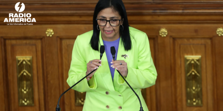 Delcy Rodríguez considera «vergonzoso» que un venezolano agradezca el ataque de EE.UU.